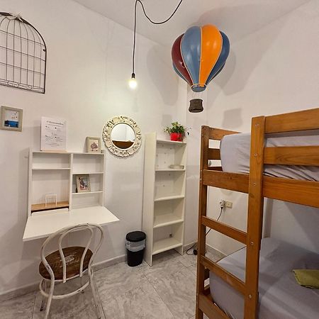 Habitacion En Calle Molino Málaga Esterno foto