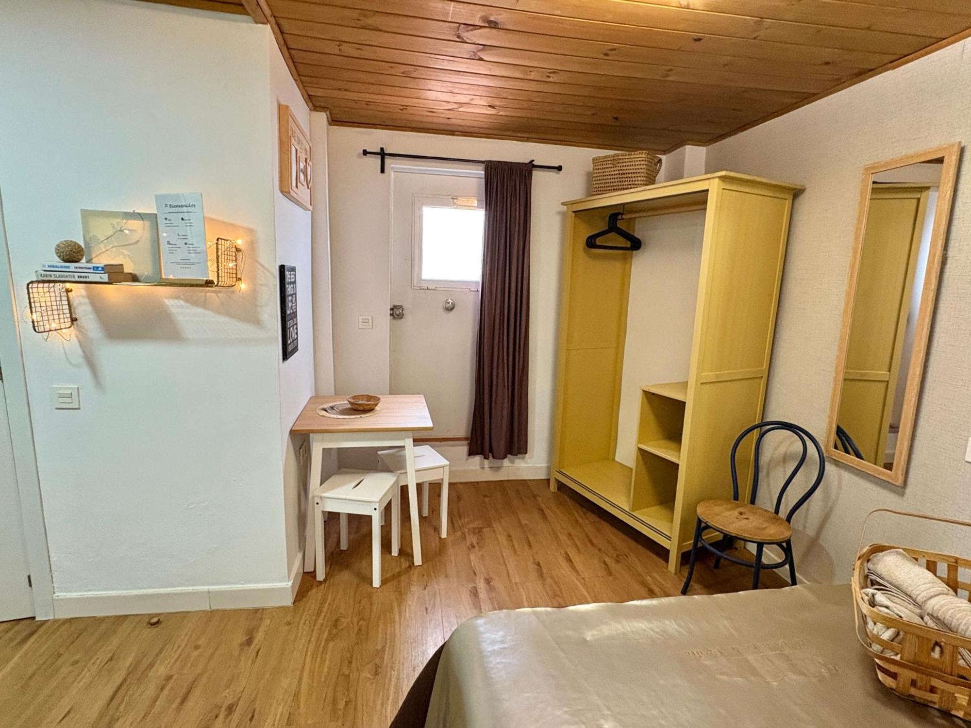 Habitacion En Calle Molino Málaga Esterno foto