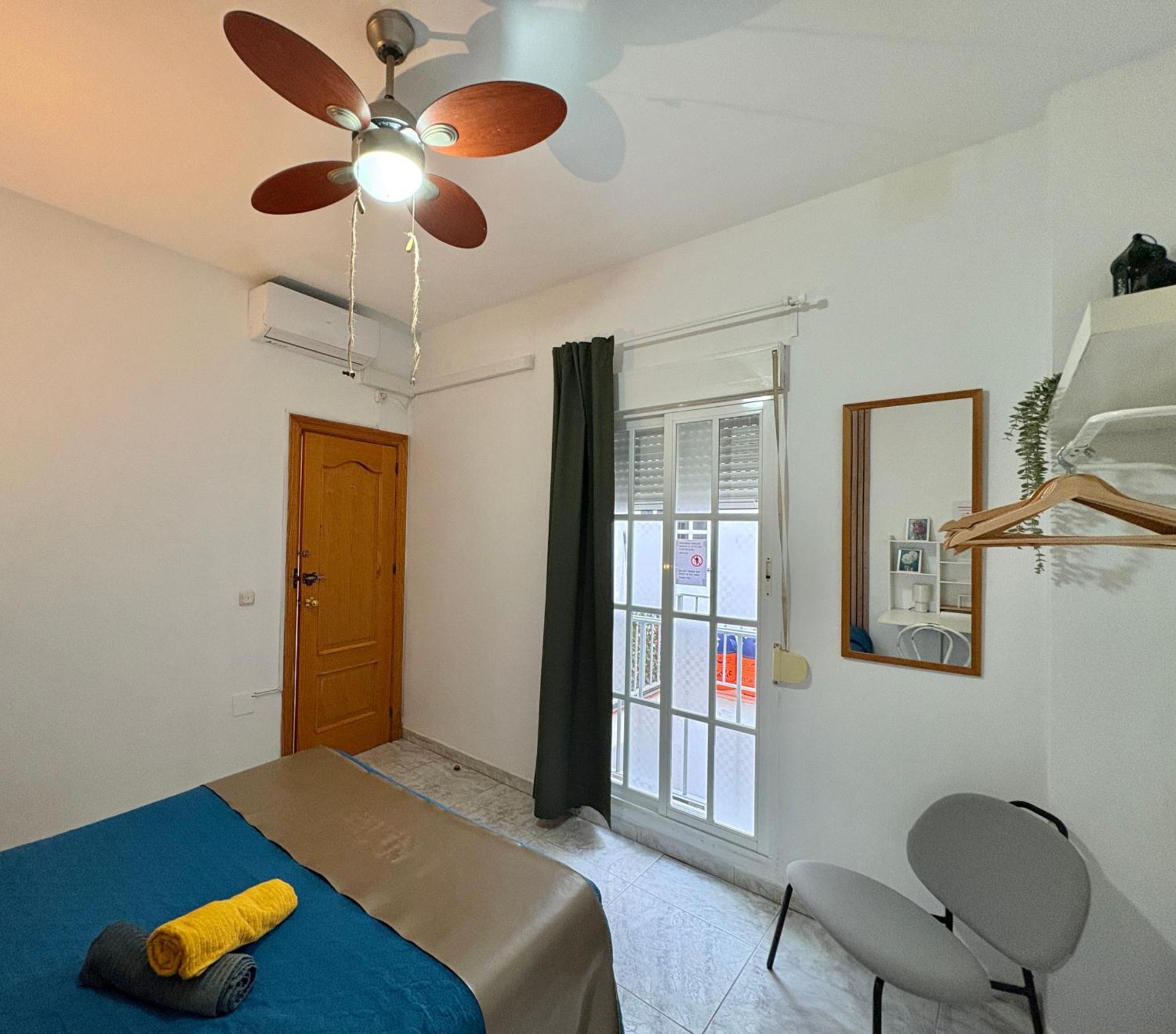 Habitacion En Calle Molino Málaga Esterno foto